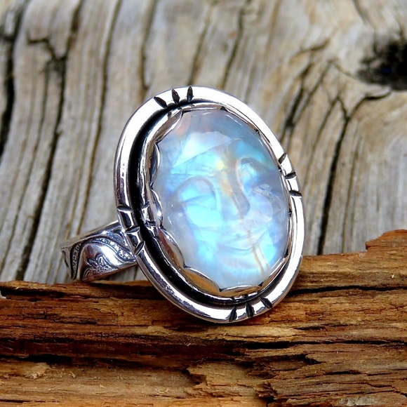 Natural Gemstone & Vintage Fine Jewelry - Picture 15 of 16